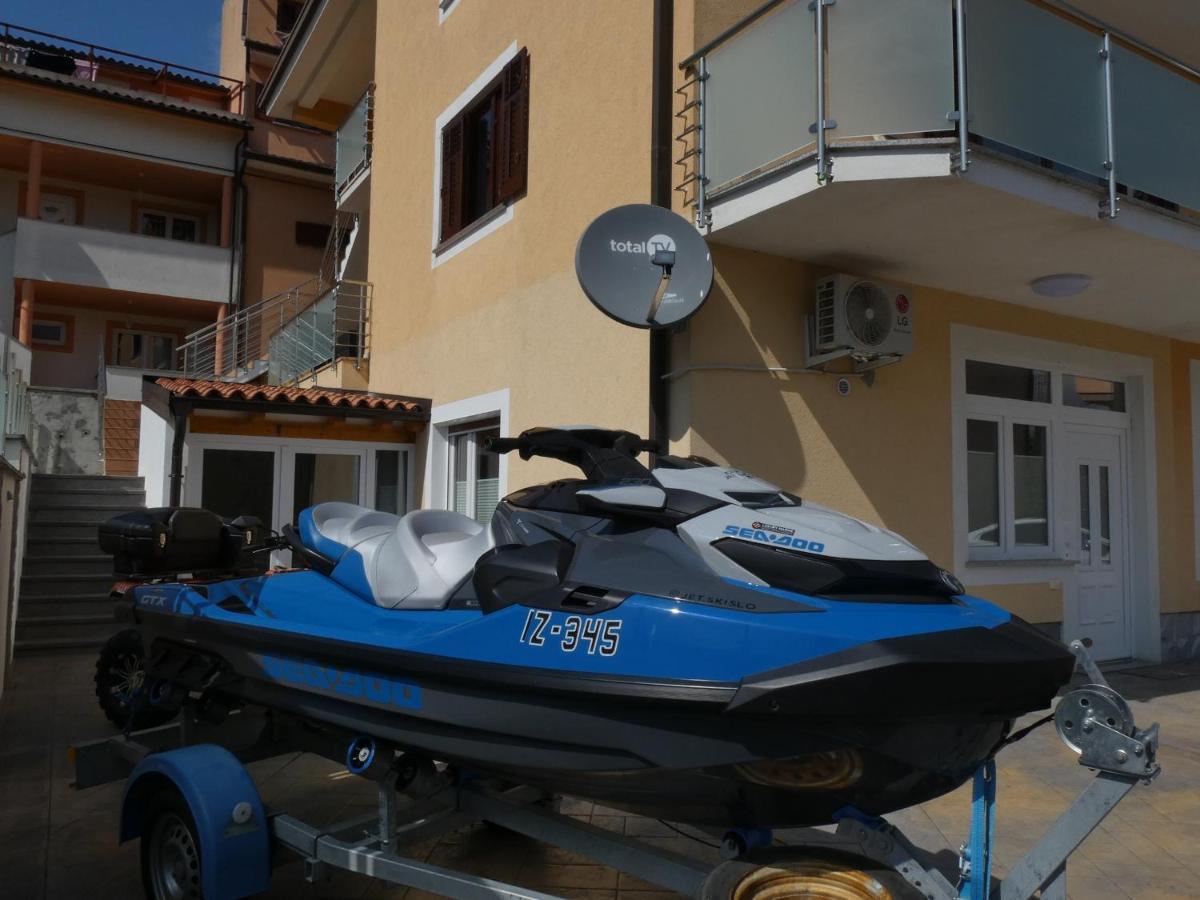 Apartment & Olive Oil Valuma Koper Exterior foto